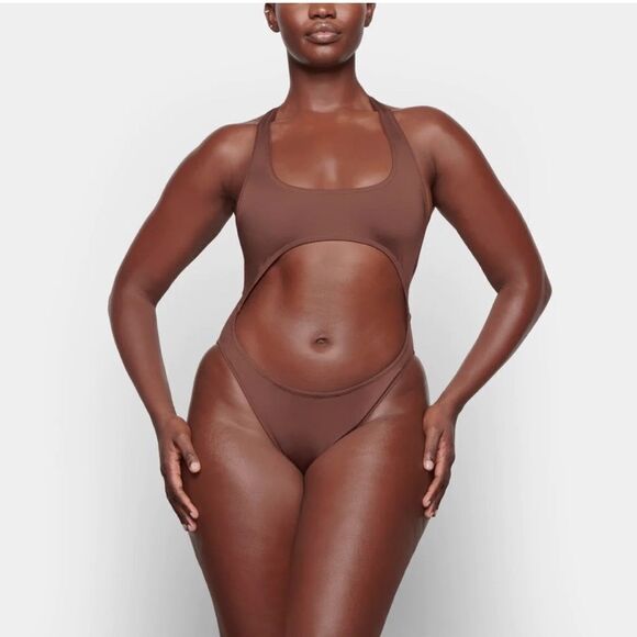 NWT SKIMS Swim Brown Monokini Cocoa One Piece Swimsuit - Picture 1 of 5